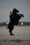 Gaby und Willem beim steigen am Strand